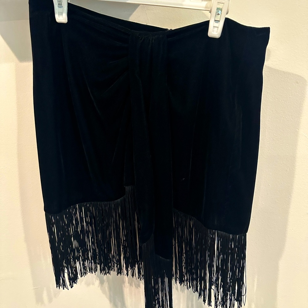 Mini velvet fridge skirt